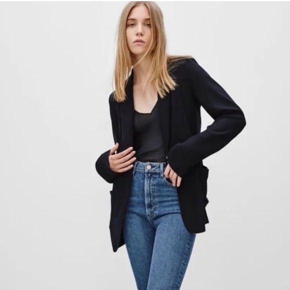 Talula Aritzia Black Two Pocket Flowy Kent Blazer - Picture 1 of 10